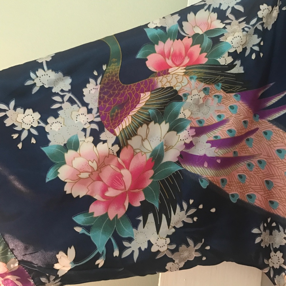 Satin Peacock Robe - Picture 3 of 4